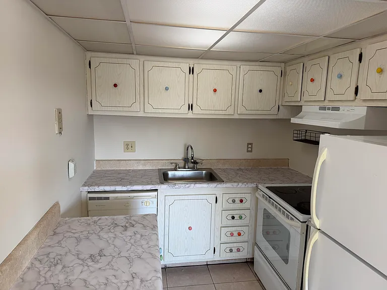 500 Village Green Cir W #212 — Photo 2