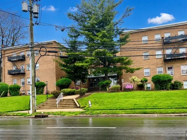 81 Grand Ave, Englewood, NJ 07631