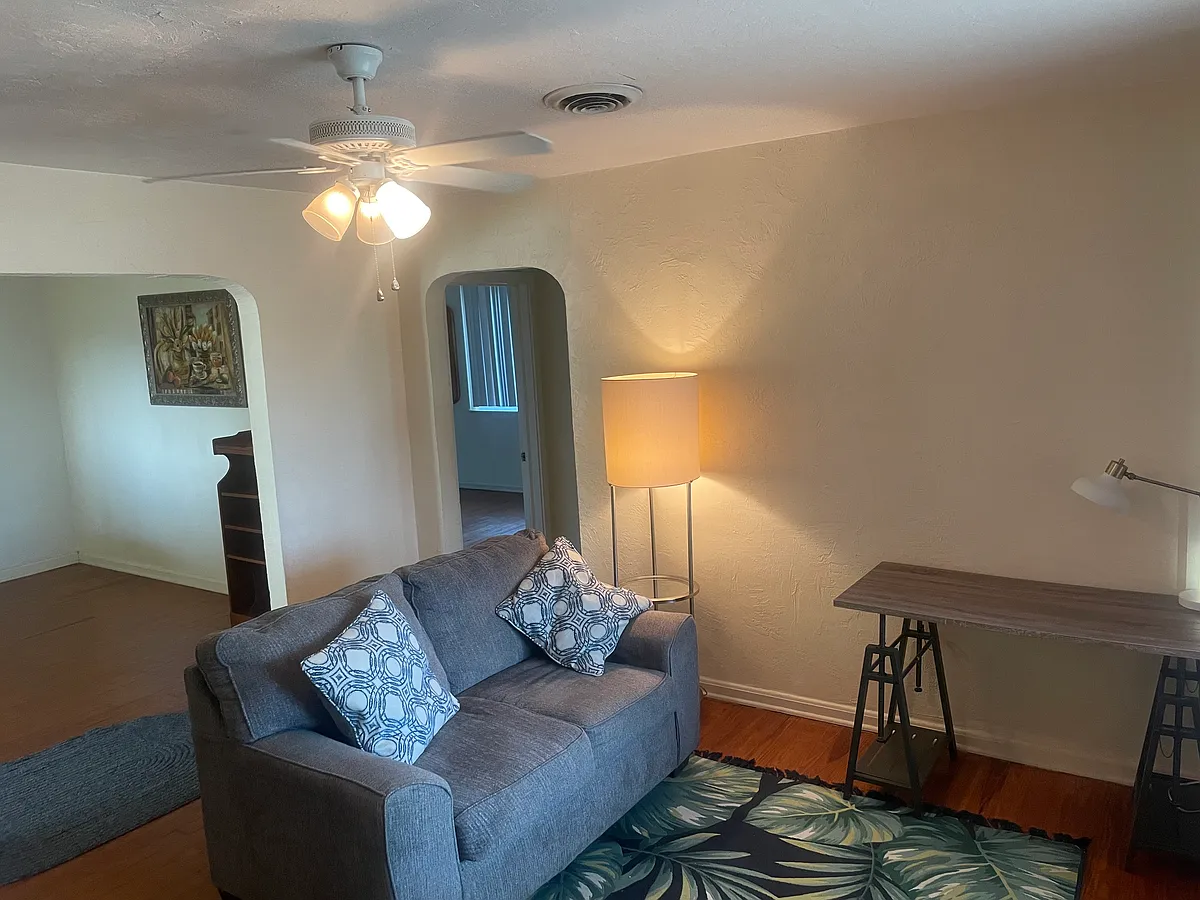 Building Photo - 501 Frances Ter #D