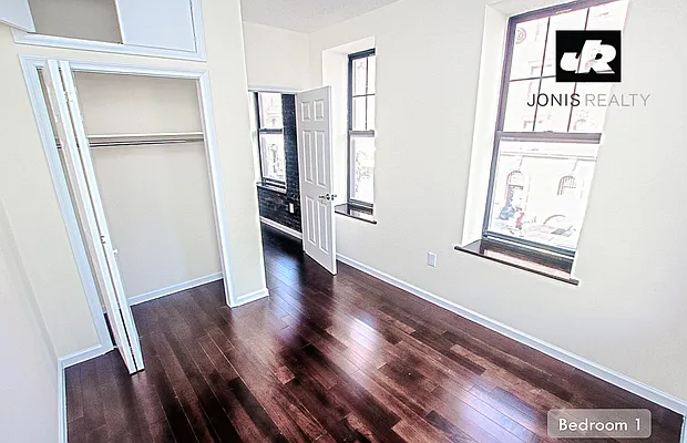 Rented by Jonis Realty | media 12