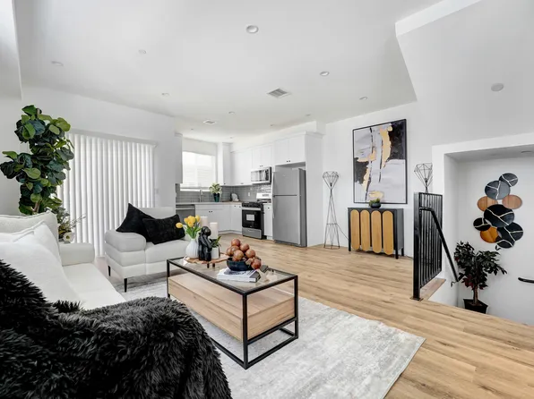 11952 Vanowen St, North Hollywood, CA 91605