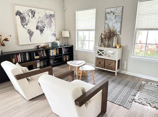 1674 Hawkins Cove Dr E, Jacksonville, FL 32246