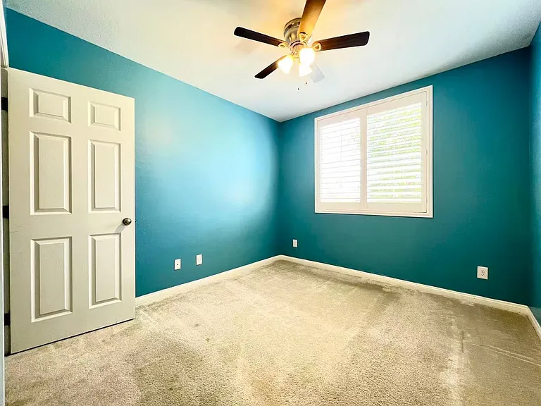 6625 Autumn Breeze St — Photo 10
