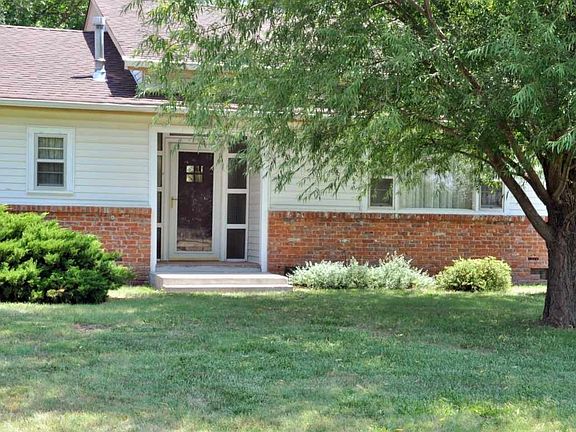 2nd image of 15933 SW 130th St