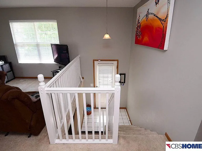 7916 Curtis Ave — Photo 5