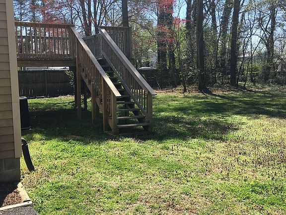 2nd image of 7518 Autumnleaf Ct