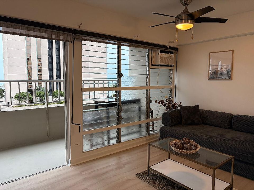 Living Area going to out to Oceanview Patio