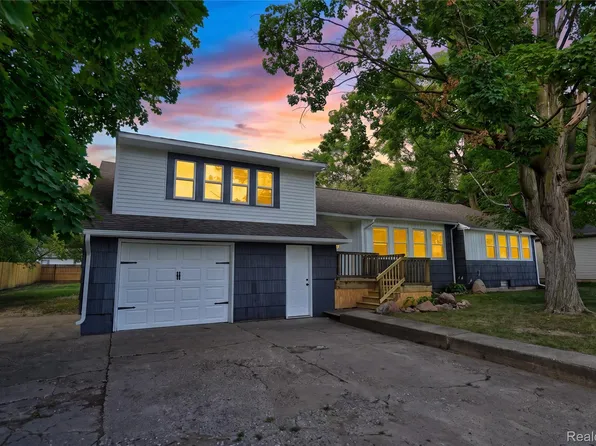 2357 Southampton Ave, Flint, MI 48507