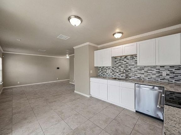 5th image of 1362 Bayou Dr