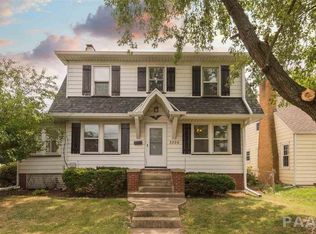 3306 N Sheridan Rd, Peoria, IL 61604