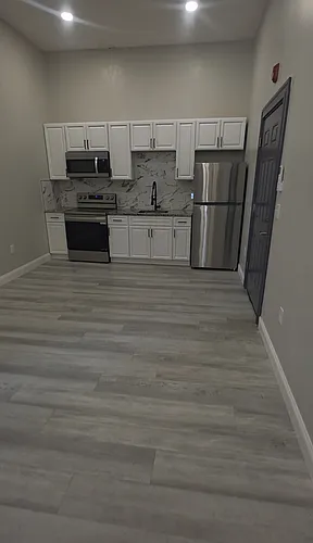 150 Middlesex St #206 Photo 1