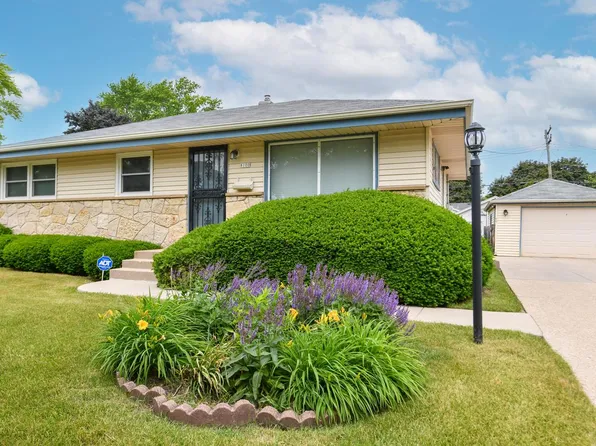 8100 W Lynmar TERRACE, Milwaukee, WI 53222