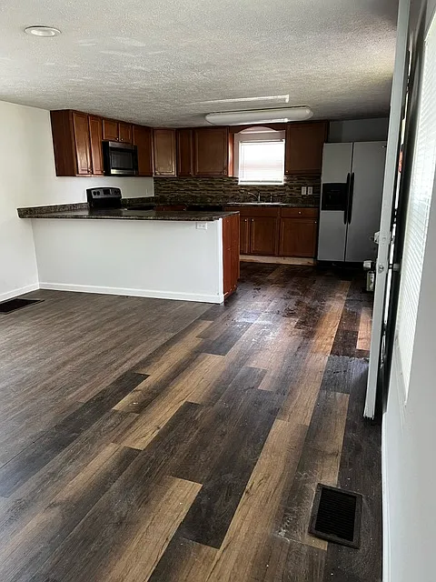 2 bed, 900 sqft, $1,295 — Photo 4