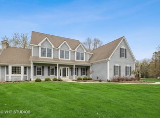 6914 Hillside Rd, Crystal Lake, IL 60012