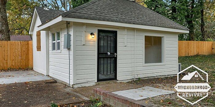 1st image of 3352 Douglass Ave Unit B