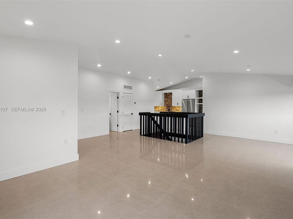 1st image of 9001 SW 94th St APT 201
