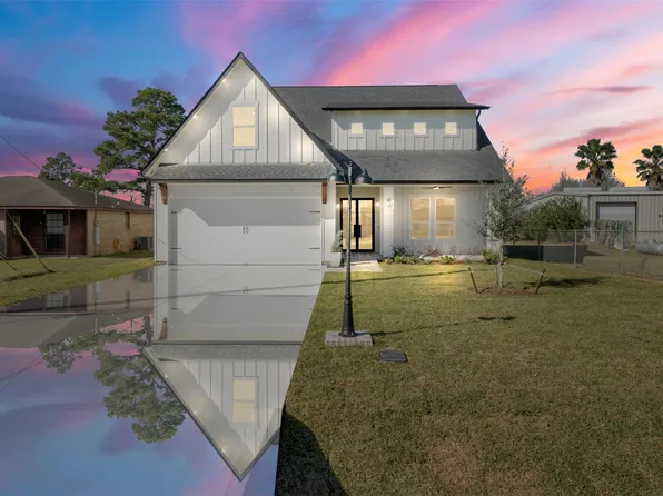 4221 Mallard Ln, Baytown, TX 77523