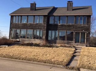 802 Harborview Ct, Oshkosh, WI 54901