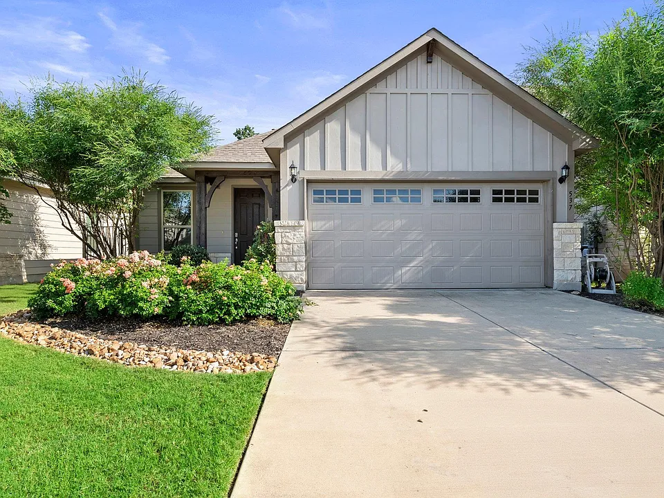 537 Bonnet Blvd