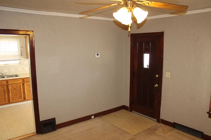 522 Oak St — Photo 3