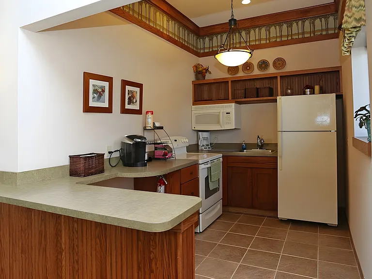 Brunswick Apartments — Photo 14