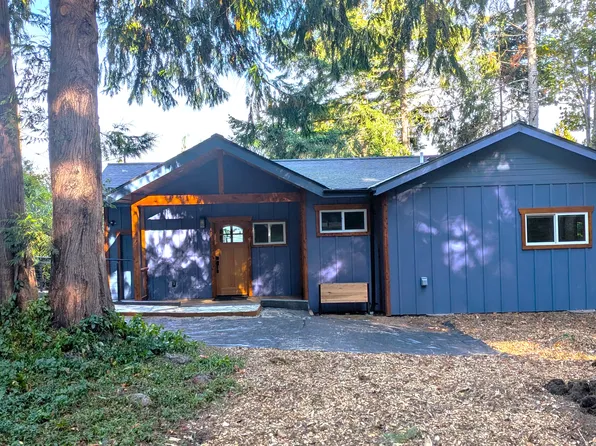 6401 NE Jones St, Suquamish, WA 98392
