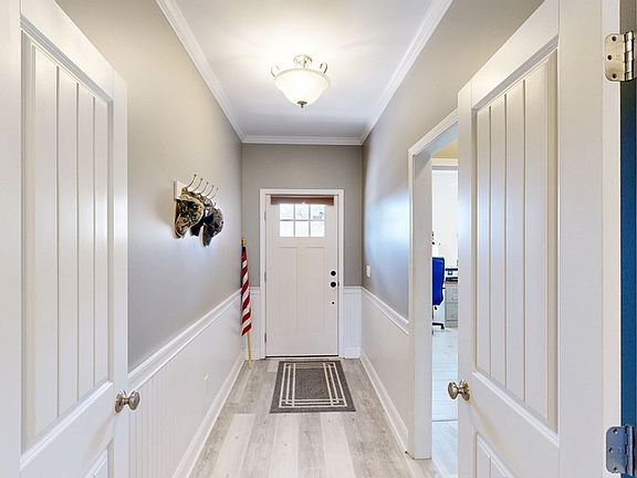3rd image of 116 Waxmyrtle Rd