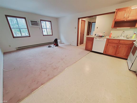 2nd image of 55 Glenbrook Rd Unit E