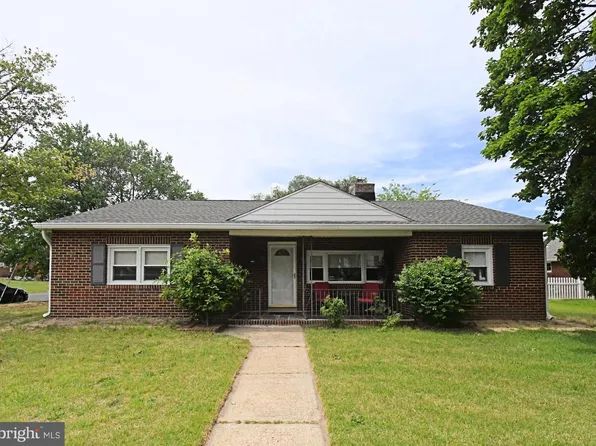 21 Chester Ave, Gibbstown, NJ 08027