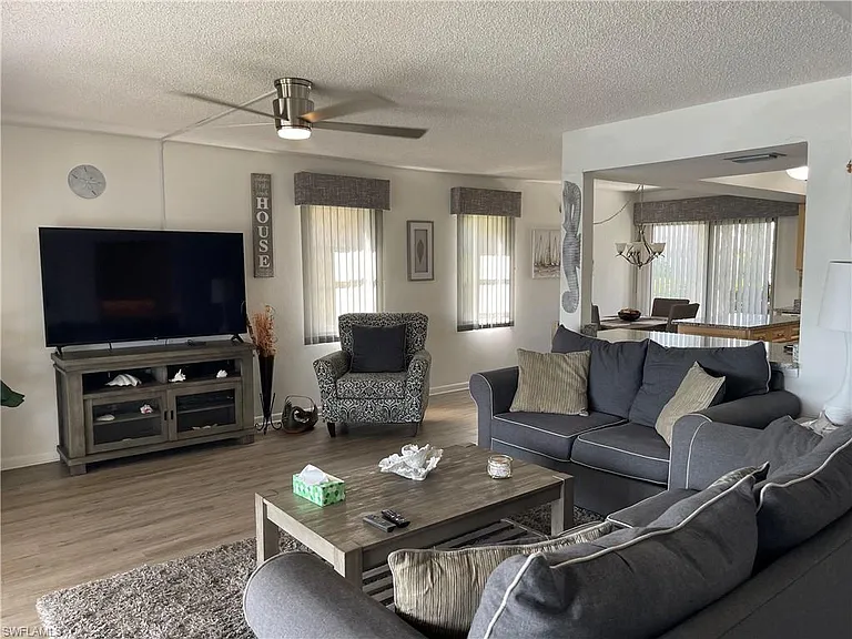 3722 SE 12th Ave #F1 — Photo 8