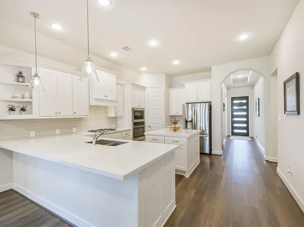 8755 Blue Coral Ln, Cypress, TX 77433