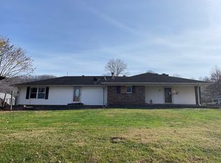 340 3rd St, Madison, WV 25130