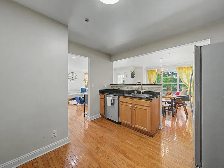 180 Blue Heron Dr #180 — Photo 16