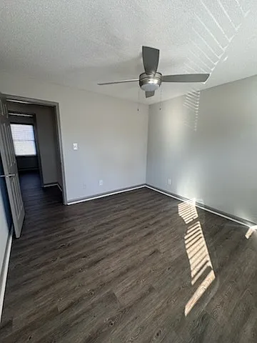2133 West Gordon Avenue - C — Photo 4