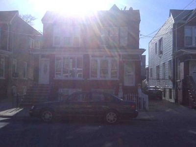 242 E 56th St, Brooklyn, NY, 11203