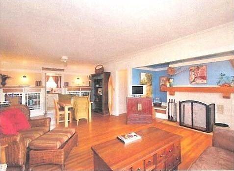 Fireplace & Living Room