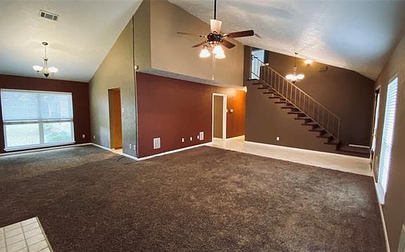 3rd image of 3830 Willow Ct