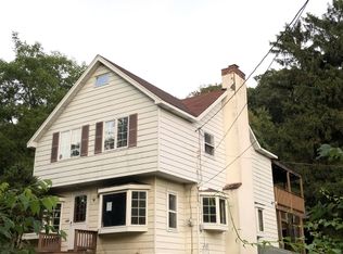 566 Stonetown Rd, Ringwood, NJ 07456