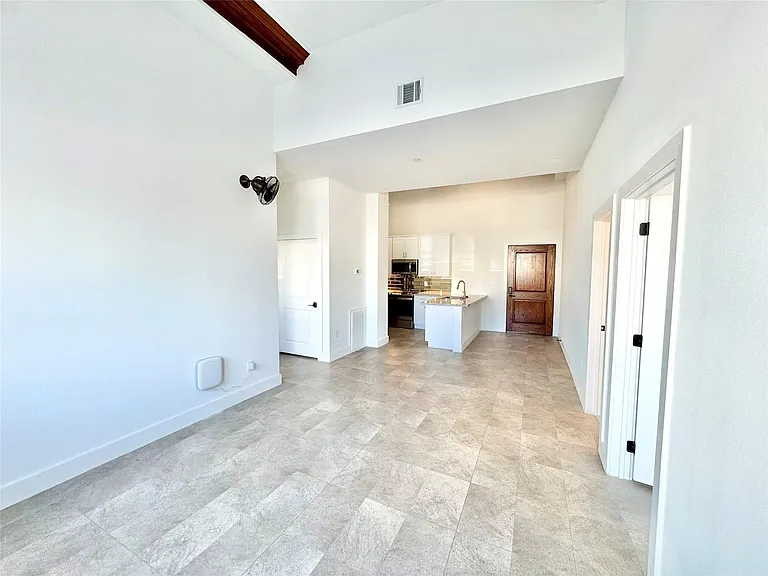 2102 Mechanic St #104 — Photo 6
