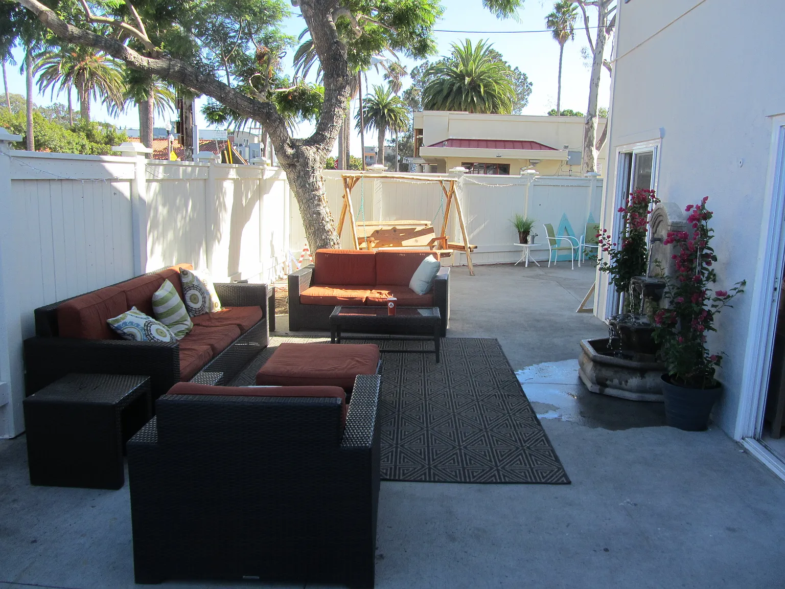 12 bed, $800 — Photo 4