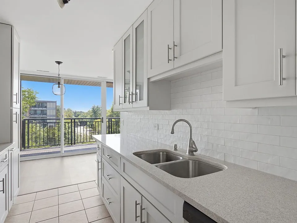 5950 Oakwood Dr #4A