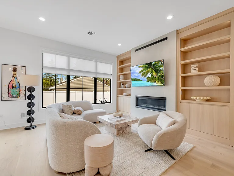 9 Feldman Ct — Photo 8