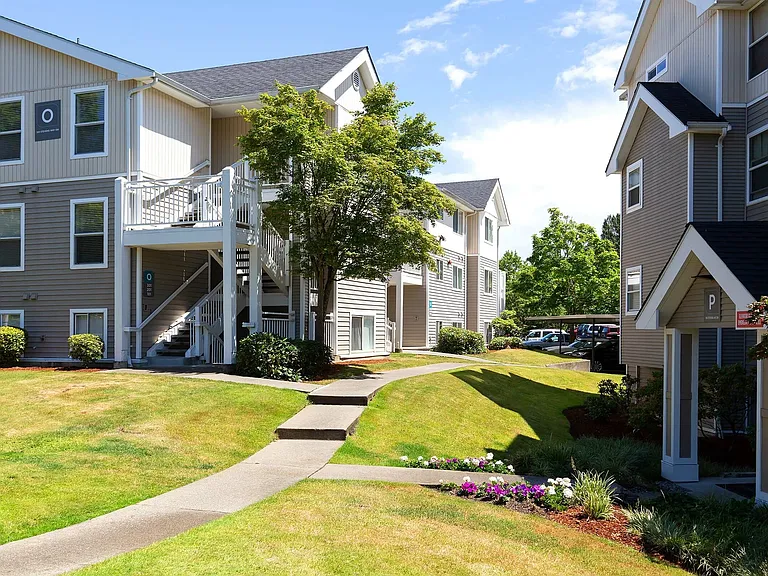 Alaire Apartment Homes — Photo 42