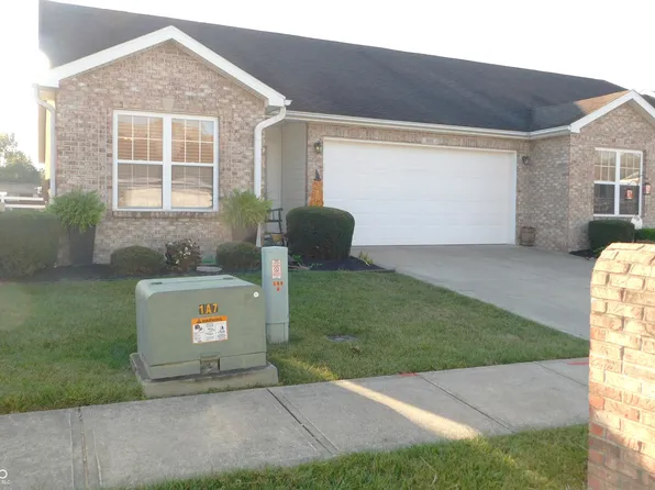 1049 E Crown Pointe Blvd, Greensburg, IN 47240