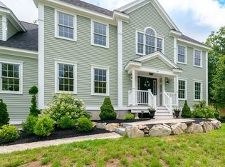 70 Ogunquit Rd, North Andover, MA 01845