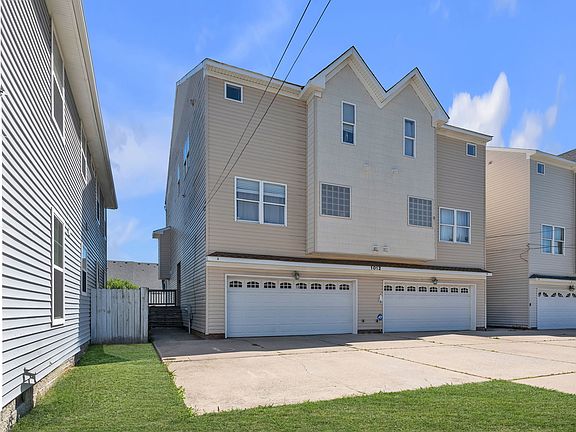 3rd image of 1012 Hillside Ave #A