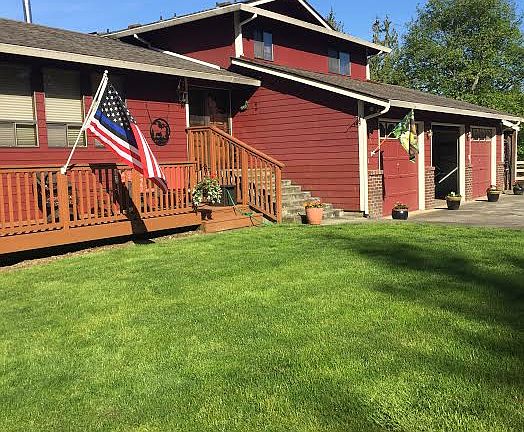 2nd image of 1906 216th Avenue Ct E