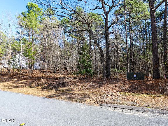2nd image of 125 Lancashire Ln Lot 2576