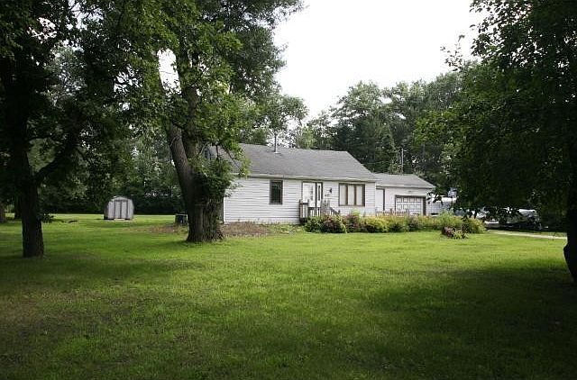 1st image of 14323 Lake Dr NE