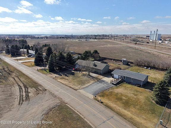 2nd image of 64 Palm Beach Rd